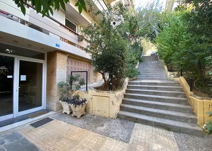 2-Bedroom Apartment In Athina